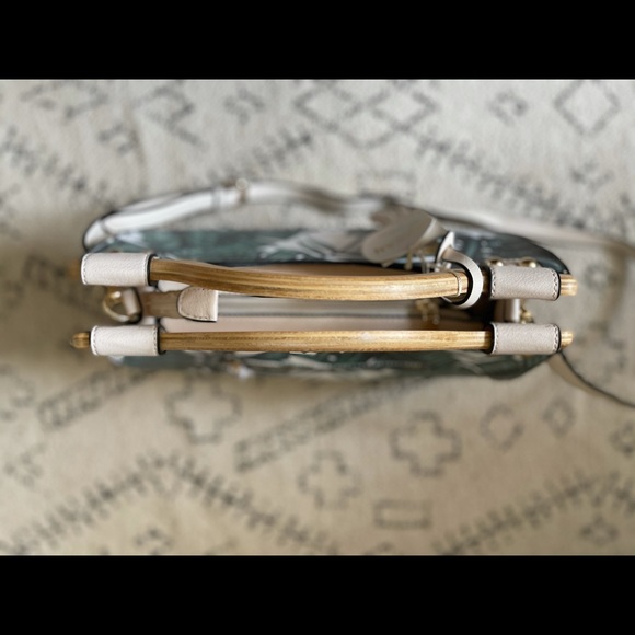 NWT Beatiful boho tropical leaf wood purse - Picture 6 of 10